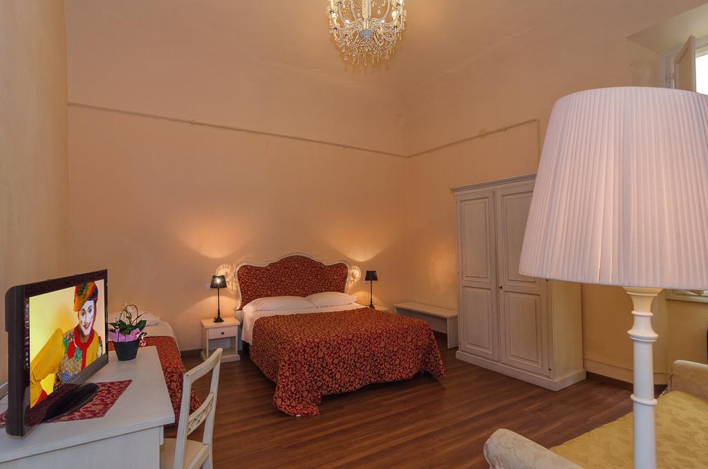 Hotel Galileo Пиза Екстериор снимка