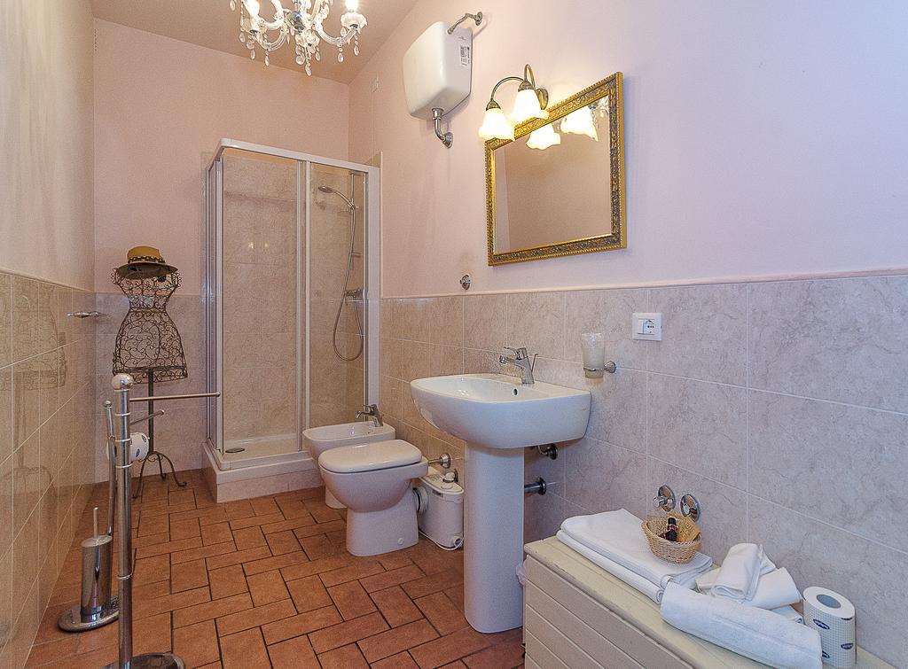 Hotel Galileo Пиза Екстериор снимка